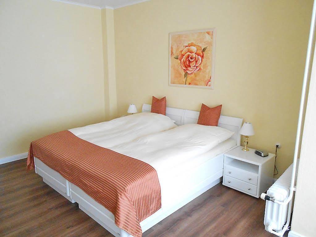Hotel Sonnenklause Любек Екстер'єр фото